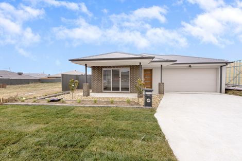 84 Mary St, Googong, NSW 2620