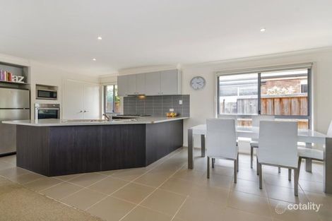 Property photo of 17 Dardel Drive Bannockburn VIC 3331