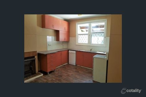 10 Dolphin St, Elizabeth East, SA 5112