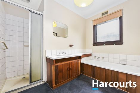 Property photo of 61 Wallace Road Cranbourne VIC 3977
