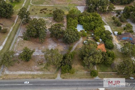 864 Rowley Rd, Oakford, WA 6121