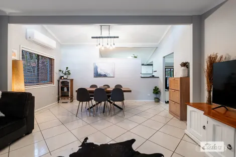 Property photo of 15 Clivia Crescent Daisy Hill QLD 4127