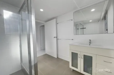 Property photo of 3/1 Burke Street North Ward QLD 4810