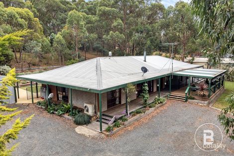 7 Wattle Gully Dr, Greendale, VIC 3341