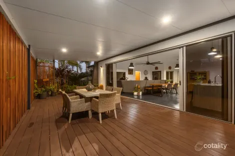 2 SIRMIONE CT, RACEVIEW, QLD 4305
