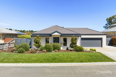 Property photo of 11 Pearce Court Gisborne VIC 3437