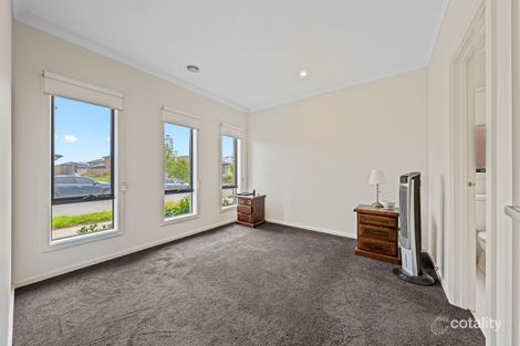 Property photo of 11 Lygon Avenue Clyde VIC 3978