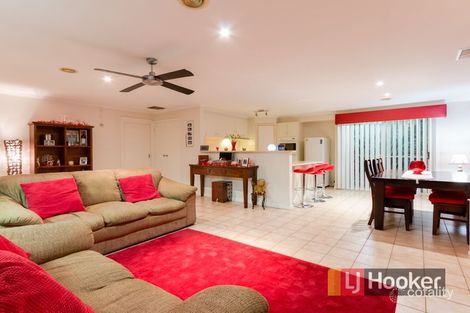 Property photo of 53 Bemersyde Drive Berwick VIC 3806