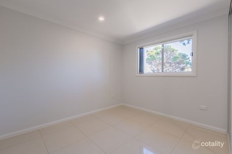 Property photo of 3 Harding Place Minto NSW 2566