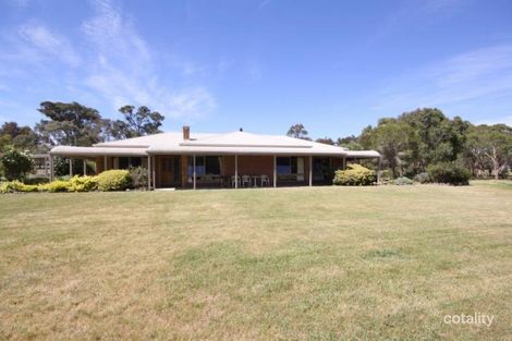 Property photo of 34 Louise Court Haddon VIC 3351
