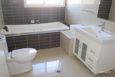 Property photo of 3A Binalong Road Pendle Hill NSW 2145