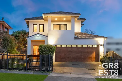 19 DOVETON AVE, EUMEMMERRING, VIC 3177
