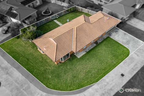 Property photo of 9 Naples Way Pakenham VIC 3810