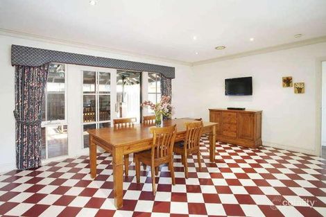 Property photo of 10 Woodfull Court Keilor East VIC 3033