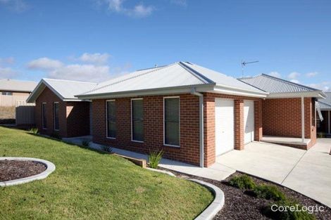 Property photo of 1/10 Osterley Street Bourkelands NSW 2650