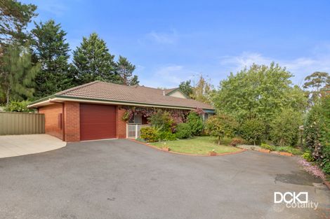 Property photo of 2/16 Mayfield Parade Strathdale VIC 3550