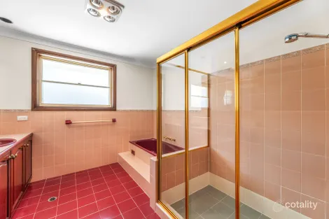 Property photo of 47 Hall Drive Menai NSW 2234