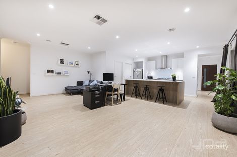 Property photo of 9 Jade Crescent Cobblebank VIC 3338