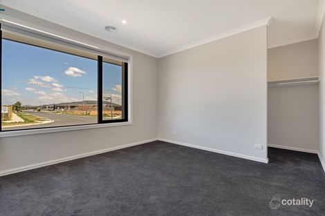 Property photo of 31 Numbat Drive Beveridge VIC 3753