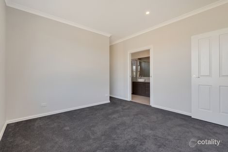Property photo of 31 Numbat Drive Beveridge VIC 3753