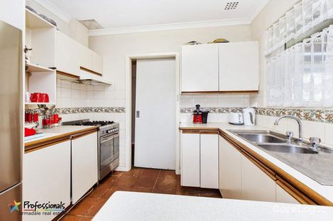 Property photo of 69 Cammillo Road Camillo WA 6111