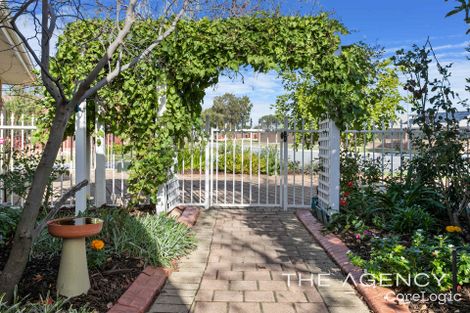 Property photo of 2 Armitage Close South Guildford WA 6055