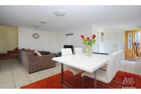 Property photo of 1/4 Emsworth Street Wynnum QLD 4178