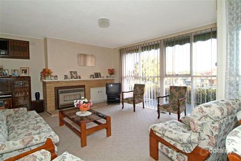 Property photo of 19 Elder Street Watsonia VIC 3087