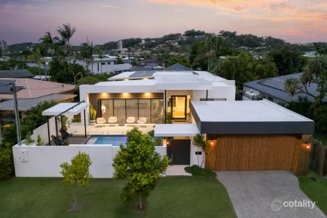 Property photo of 16 Sandpiper Drive Burleigh Waters QLD 4220