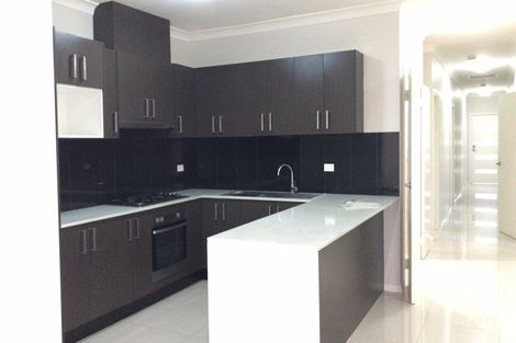 Property photo of 107 Carroll Crescent Plumpton NSW 2761