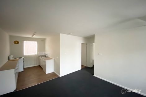 2/76 Barton St, Reservoir, VIC 3073