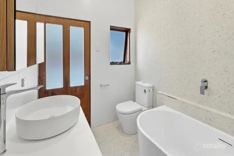 Property photo of 39 Lawson Street Bondi Junction NSW 2022