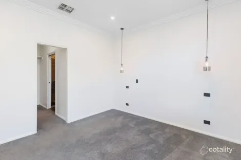 Property photo of 40 Gormly Avenue Wagga Wagga NSW 2650