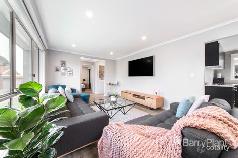 Property photo of 1/1 Kellaway Crescent Mill Park VIC 3082