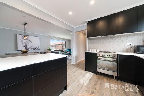 Property photo of 1/1 Kellaway Crescent Mill Park VIC 3082