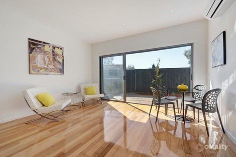 Property photo of 2/10 Poplar Crescent Bellfield VIC 3081