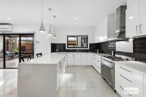 Property photo of 42 Rowan Street Bendigo VIC 3550