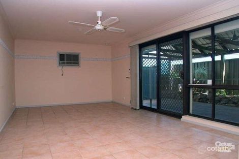 Property photo of 17 Coonawarra Close Woodcroft SA 5162