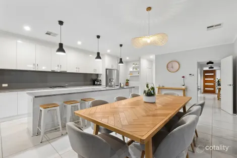 Property photo of 5 Honeysuckle Way Mount Barker SA 5251