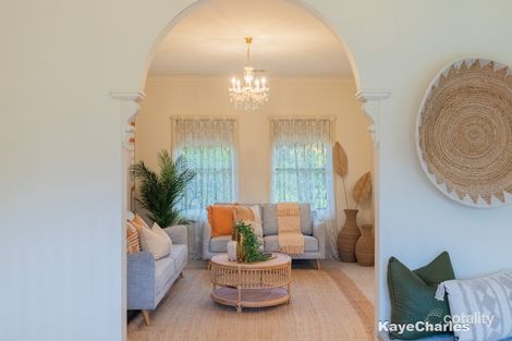 Property photo of 2 Newhaven Drive Berwick VIC 3806
