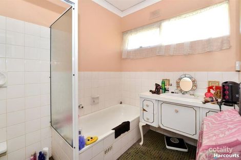 Property photo of 38 Windebanks Road Happy Valley SA 5159