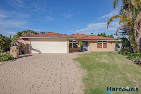 17 Vilamour Cl, Currambine, WA 6028