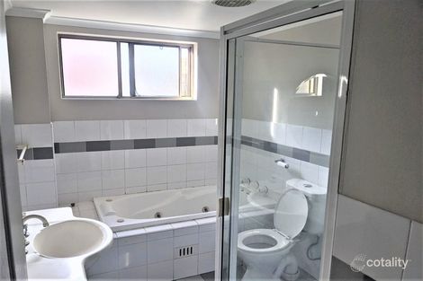 Property photo of 2/8-10 Mowle Street Westmead NSW 2145