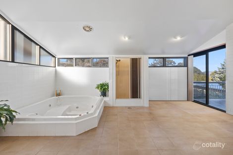 Property photo of 3 Lawrence Crescent Kambah ACT 2902