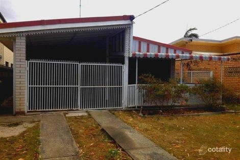 140 Sunshine Pde, Miami, QLD 4220