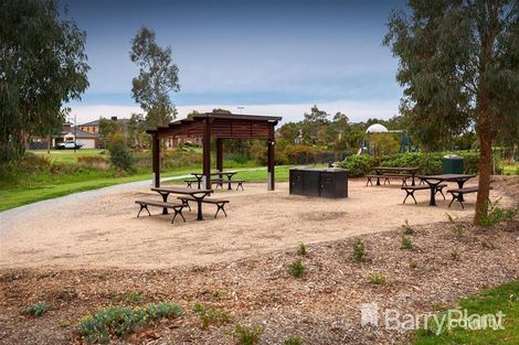 Property photo of 27 Cafardi Boulevard Keysborough VIC 3173