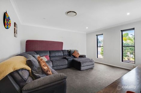 Property photo of 1 Compass Court Bucasia QLD 4750