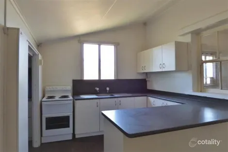 18 Blair St, Proserpine, QLD 4800