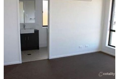 Property photo of 19 Huron Crescent Andergrove QLD 4740
