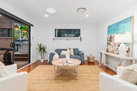 Property photo of 8 Moxham Street Wyoming NSW 2250